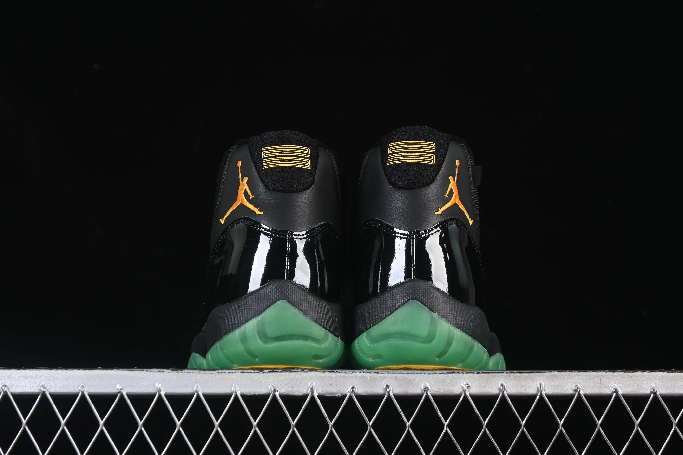 All categories Air Jordan Jordan series basketball shoes Air Jordan 11 Air Jordan 11 Retro "Green Black" AJ11 Joe 11 black and green CT8012-037
